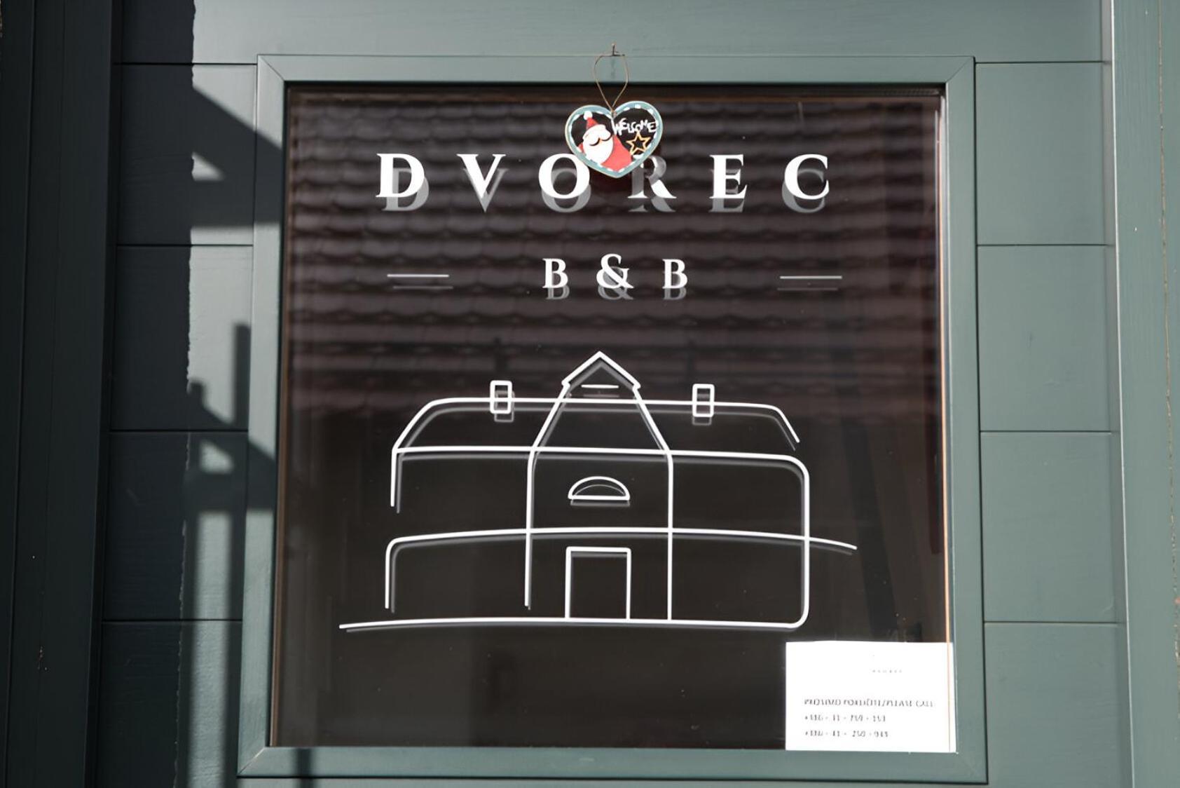 Bed & Breakfast Dvorec Petrovce Luaran gambar