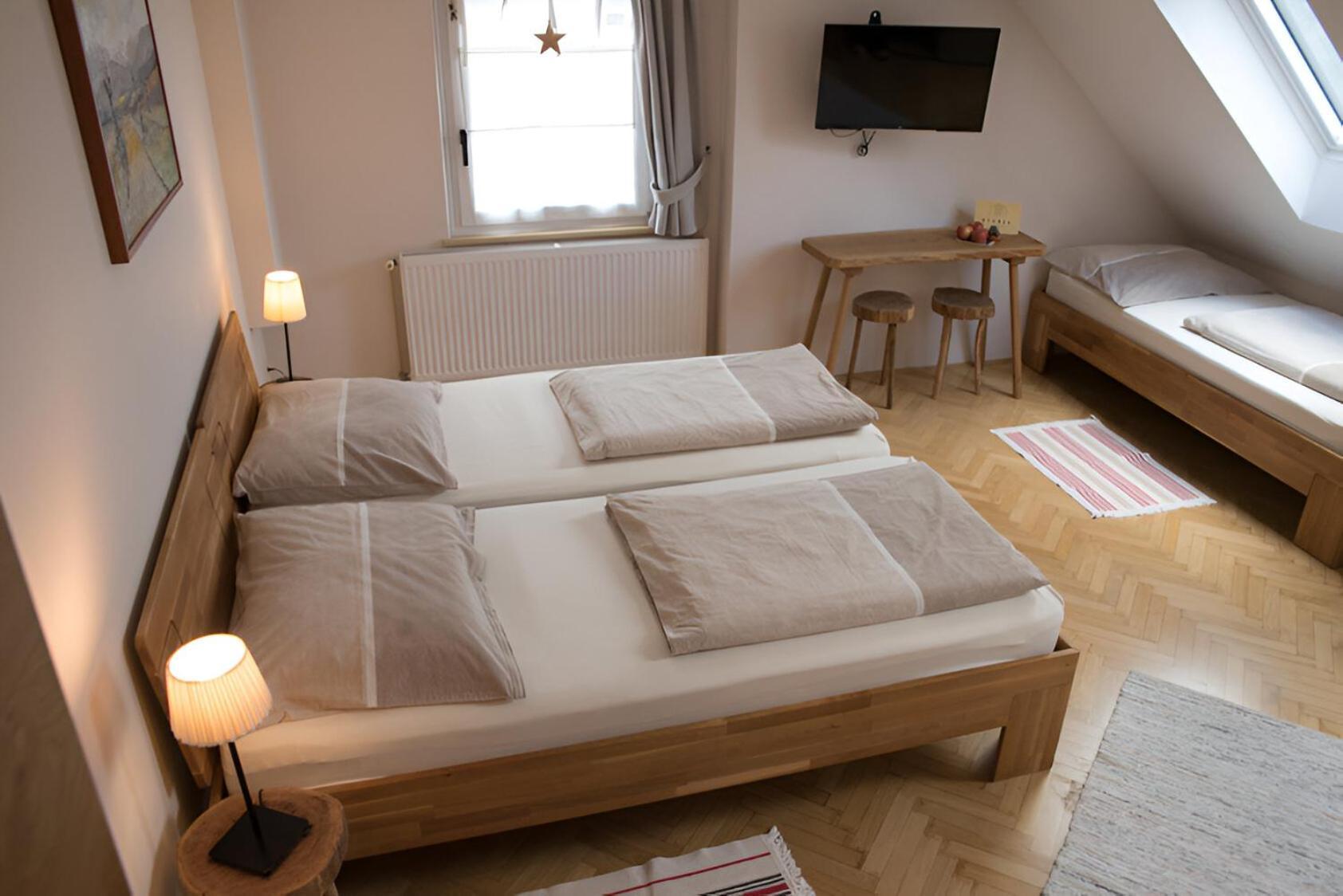 Bed & Breakfast Dvorec Petrovce Luaran gambar