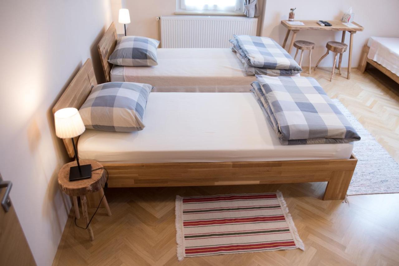 Bed & Breakfast Dvorec Petrovce Luaran gambar