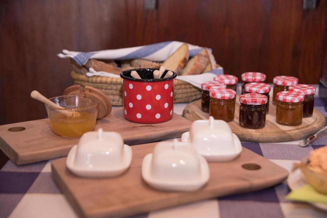 Bed & Breakfast Dvorec Petrovce Luaran gambar
